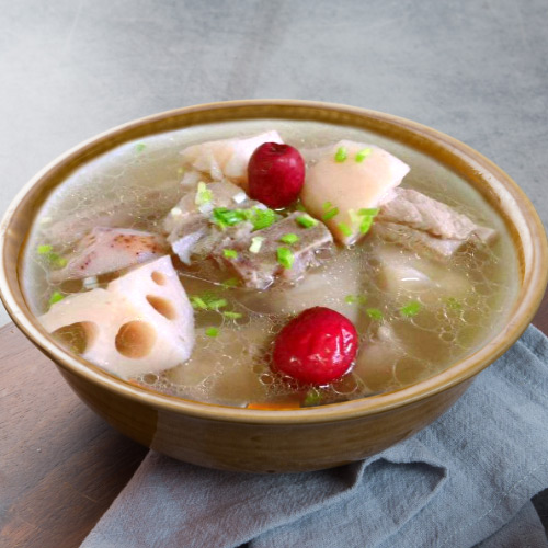 Cách nấu củ sen hầm xương ngon