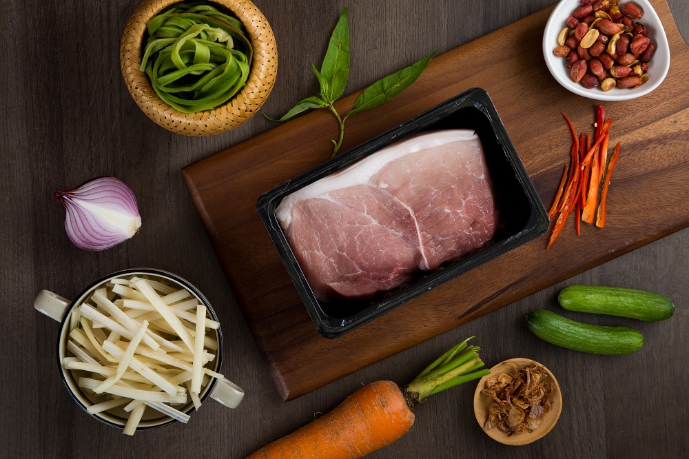 nguyen-lieu-goi-thit-ngu-sac-meat-deli.JPG
